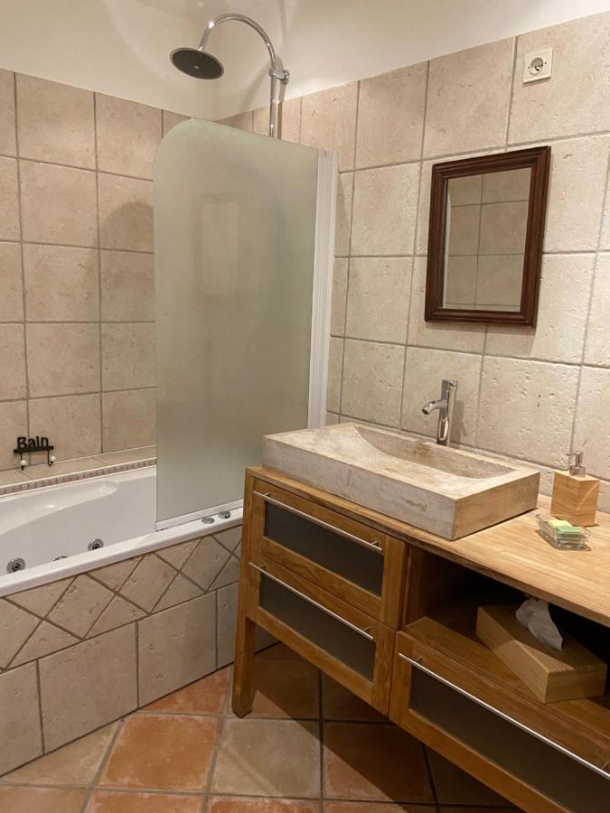 Auberge Gekko Ornaisons Zewnętrze zdjęcie